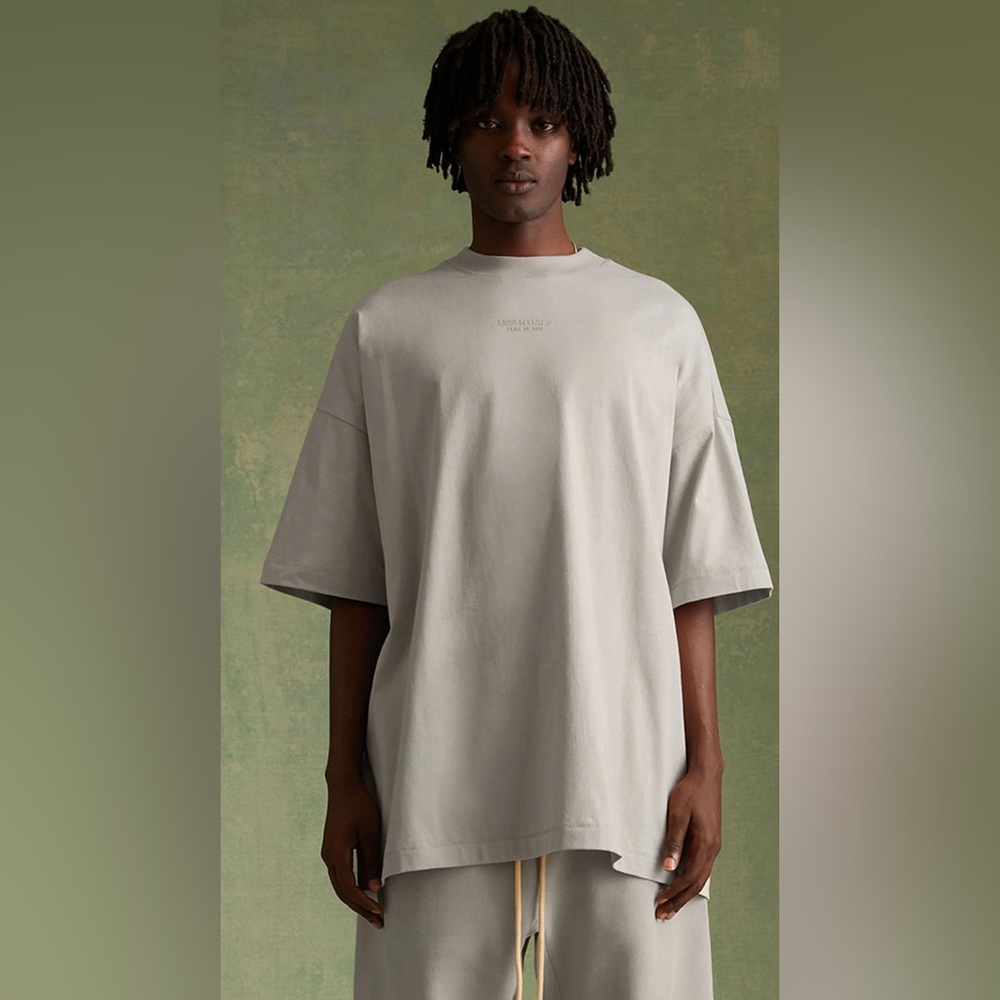 Fear of God Essentials Silver Cloud T Shirt - XXL Brand New